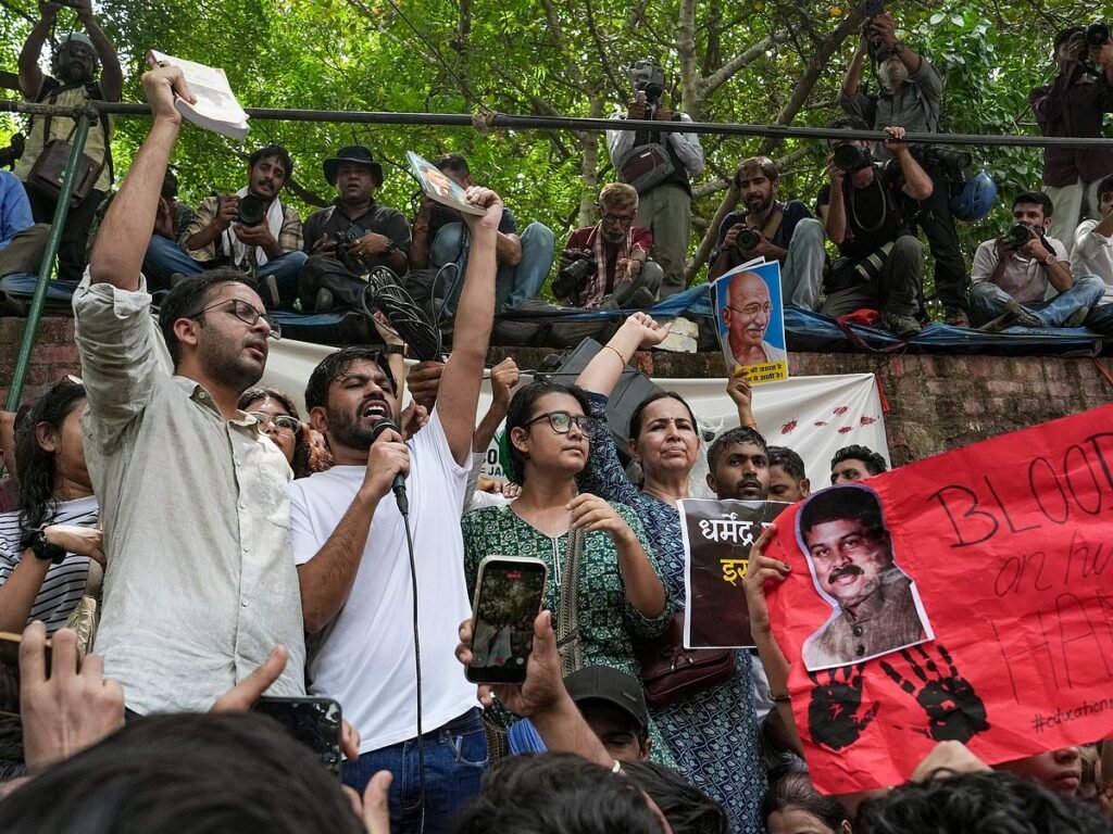 Cockroach Janta Party Swarms Jantar Mantar Demanding Dharmendra Pradhan’s Resignation