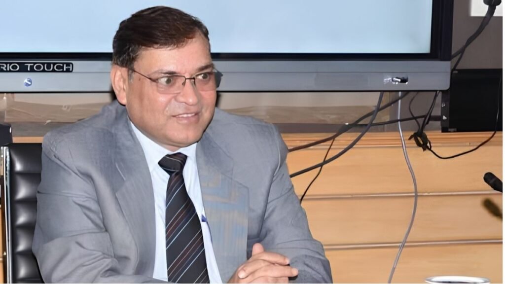 Pr DG of PIB Dhirendra Ojha Set to Retire in September