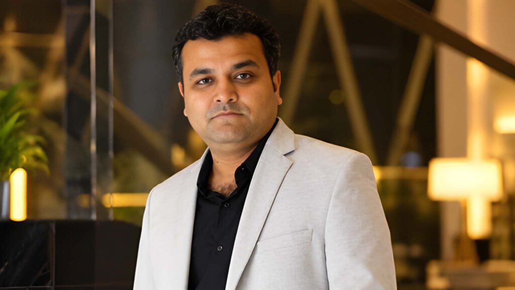 Veteran Journalist Nirnay Bhattacharya Appointed Editor of News18Bangla.com